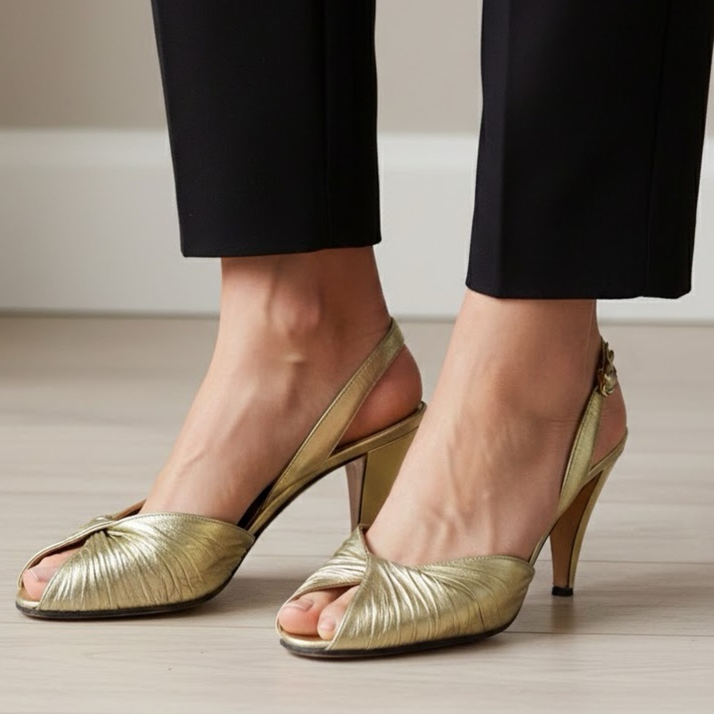 ANNE KLEIN GOLD FOIL LEATHER Heels SHOES MADE IN ITALY LEATHER SZ 6 METALLIC